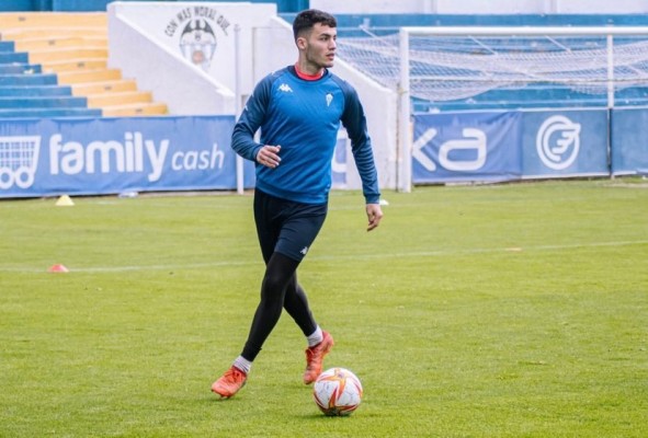 Primi Férriz descarta la oferta del Hércules y renueva con el Alcoyano