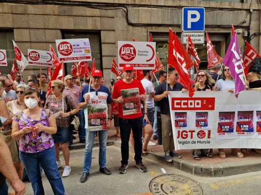 Cerca de 1.500 trabajadores de Repsol en Cartagena están llamados a huelga el 15,16 y 17 de julio