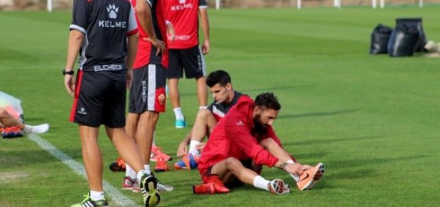 Cifu sufre una molestia muscular en el entrenamiento y es duda para Lugo