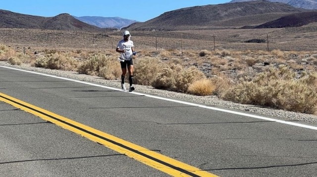 Iván Penalba se convierte en el primer español en subir al podio de la Badwater 