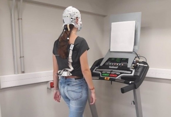 La UMH y Desinope diseñan una forma de valorar la comodidad del calzado con neurotecnología