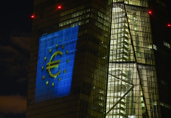 El Consejo Europeo se muestra cauto ante un euro digital que haría desaparecer el dinero en efectivo 