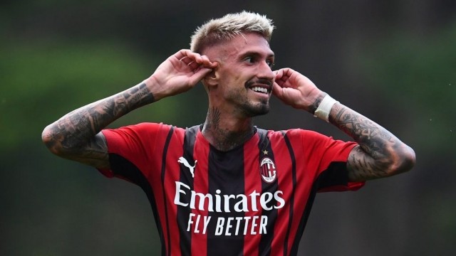 Samu Castillejo llega mañana a Valencia para firmar hasta 2025