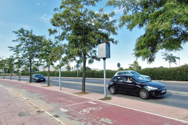 Castelló instala los radares... pero no multarán hasta septiembre 