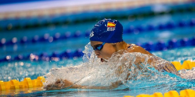 Emma Carrasco suma su segunda medalla tras colgarse el bronce en 200 estilos
