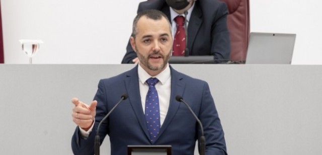 El PP exige al Gobierno de España que regule la navegación en el Mar Menor