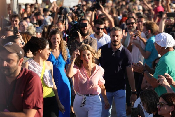 Yolanda Díaz luce músculo ciudadano y social en el arranque de Sumar