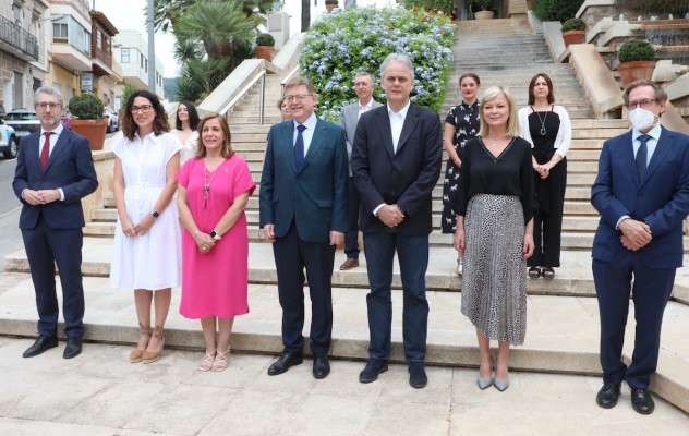 Rearme de comunicación botànica: el baile de periodistas en la política valenciana