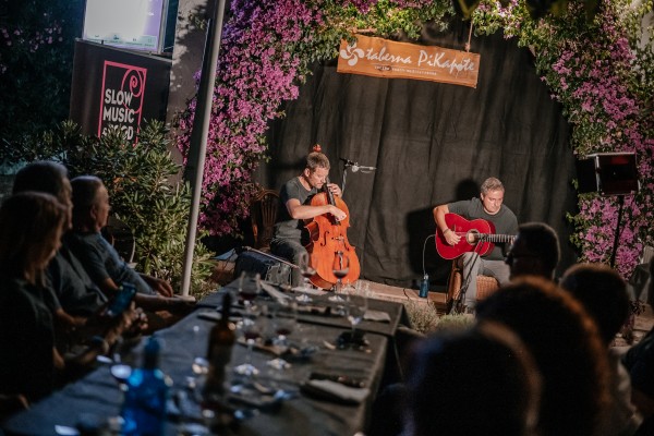 Slow Music & Food convierte restaurantes y almazaras de Castellón en escenario de conciertos