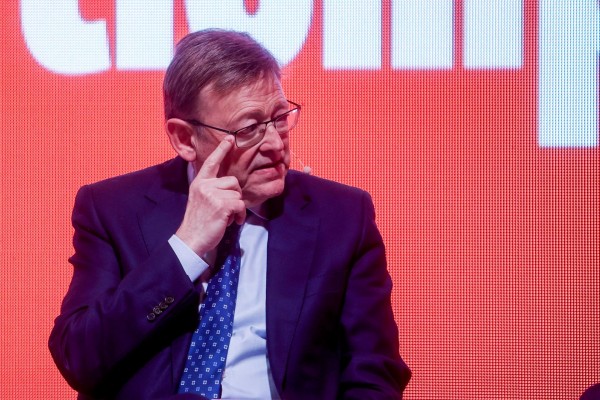 Puig dice que la reindustrialización será clave para atraer grandes inversiones en la Comunitat