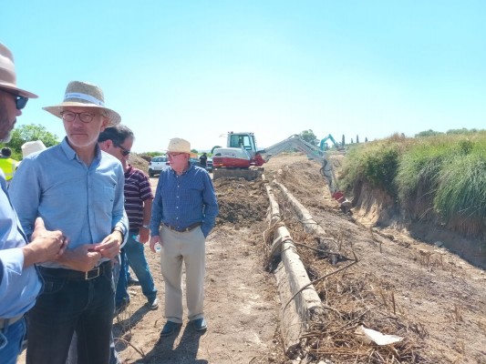 El Consell inicia las obras en seis acequias y   un azarbe en la Vega Baja por 10,8 millones