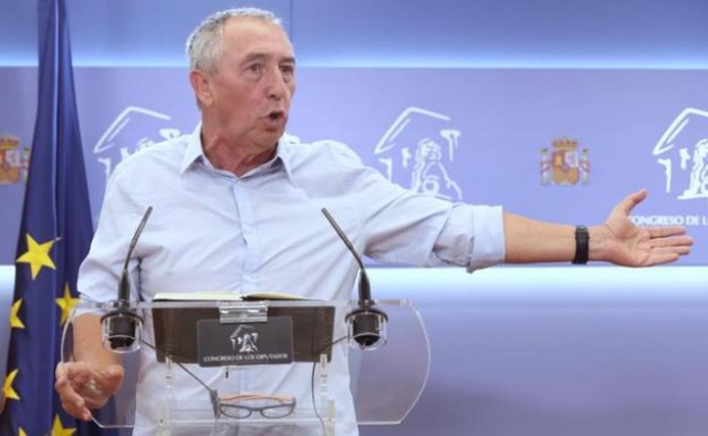 Compromís pide la paralización 
