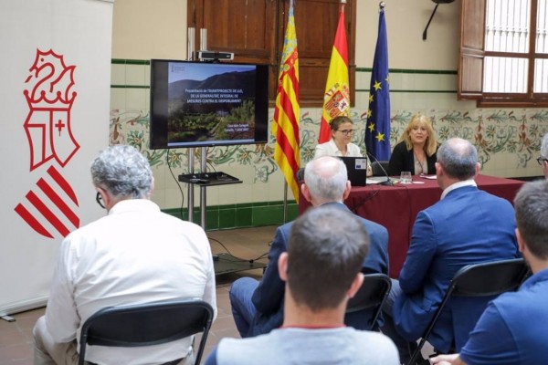 La Ley contra la Despoblación incorporará la perspectiva rural en los proyectos de la Generalitat