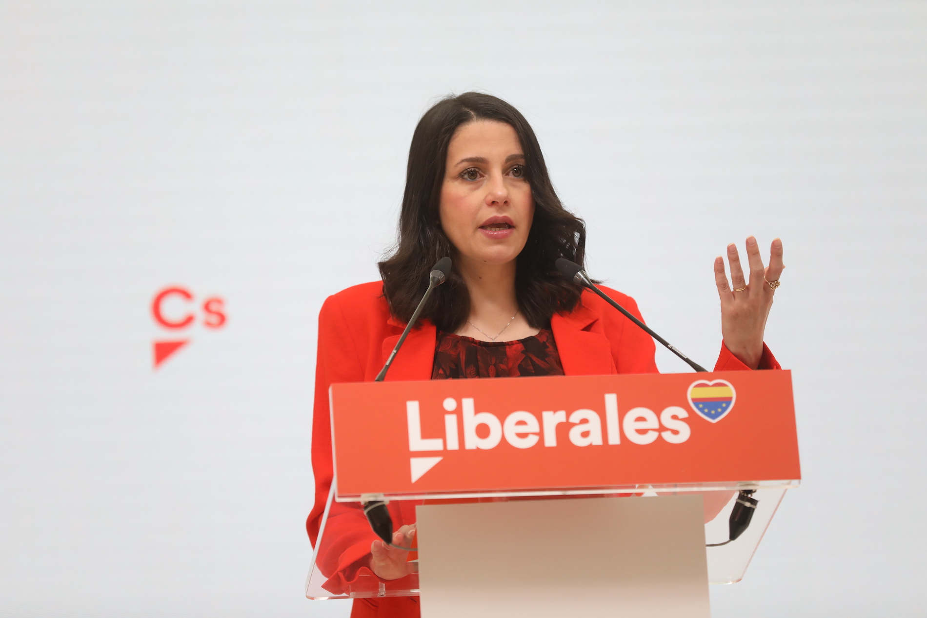 Refundación o renovación total