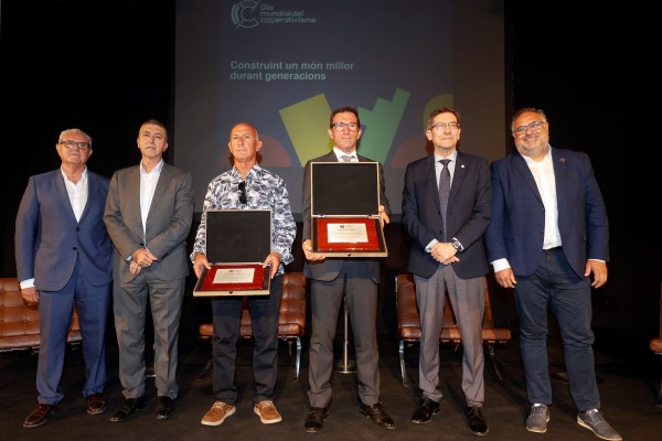El cooperativismo valenciano reconoce a las entidades castellonenses Cocalni y Tecninau