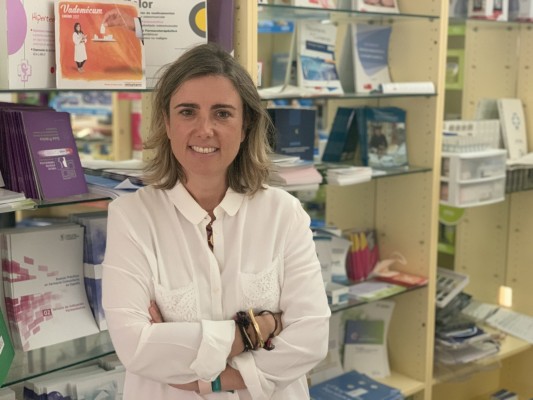 La profesora de Farmacia de la UMH Elsa López Pintor, destacada por la Federación Internacional Farmacéutica
