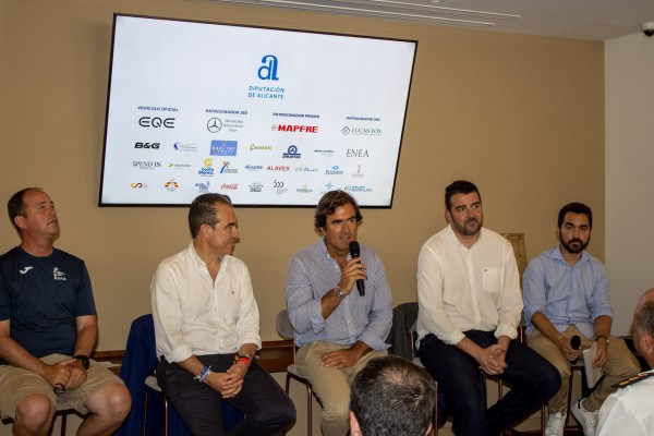 El Trofeo Tabarca Vela de Alicante recupera el nivel de alta competición