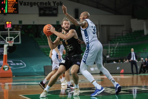 El UCAM CB contrata al ala pívot Ryan Luther, quien debutará en la Liga Endesa