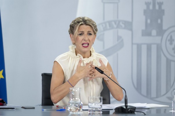 Díaz pide que se convoque la comisión de seguimiento del Gobierno ante las diferencias sobre el gasto militar
