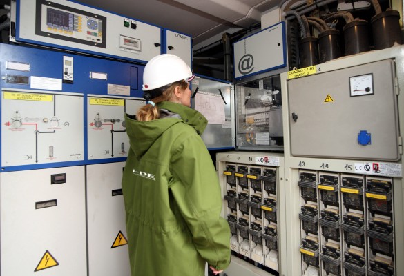 Iberdrola invierte medio millón de euros para garantizar el suministro eléctrico de la Arrixaca