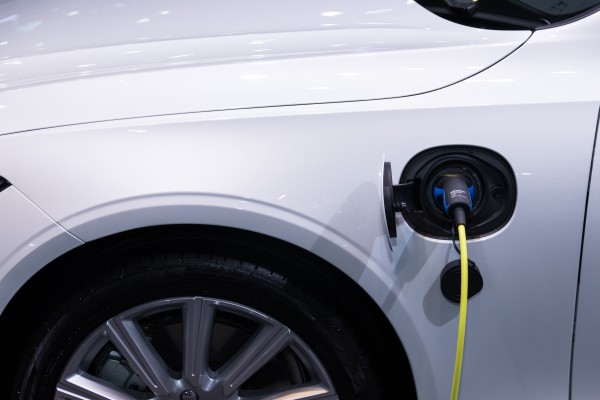 LugEnergy lanza Priority, primera plataforma para reservar la instalación de un punto de recarga

