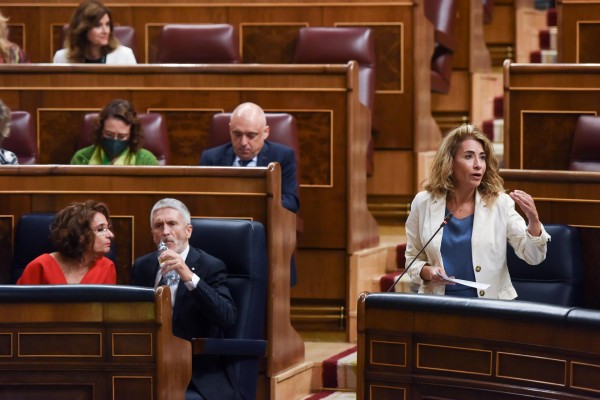 El Gobierno acelera la ley que delega en Adif el canon ferroviario para aprobarla en el Congreso