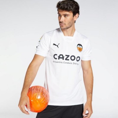 Sprinter desvela las nuevas camisetas del Valencia antes de que el club las presente