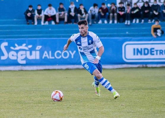 Dani Vega, otro extremo que recala en el Real Murcia