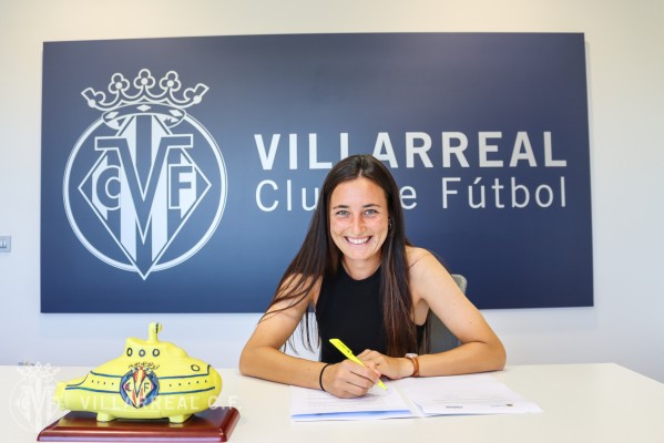 La centrocampista Bea Prades Insa renueva con el Villarreal CF 
