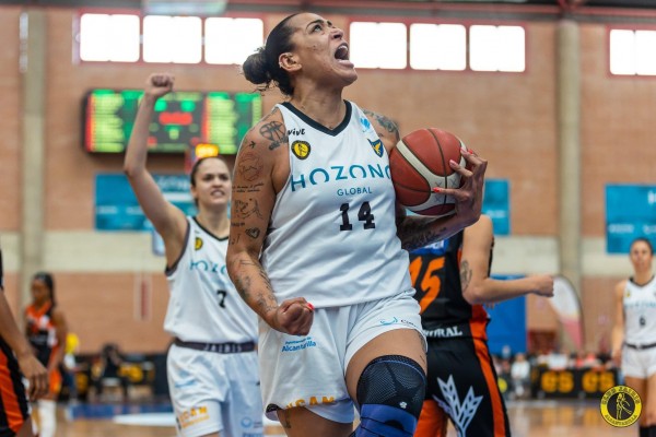 El Jairis renueva a la pívot brasileña Érika de Souza, MVP en su ascenso
