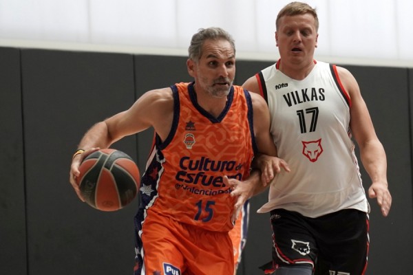 Las leyendas de Valencia Basket vuelven a la acción en Francia
