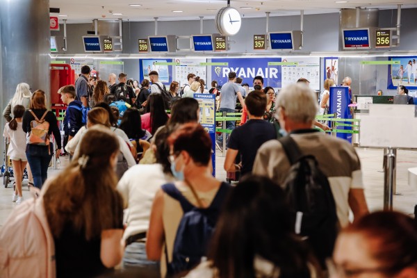 21 vuelos de Ryanair en Valencia y Alicante sufren retrasos durante la cuarta jornada de huelga