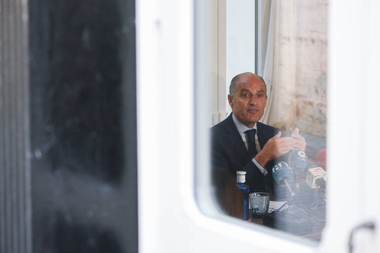 Apartado un magistrado del juicio a Francisco Camps por sus cargos con Gobiernos del PP
