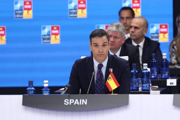 La Paella Rusa: La OTAN se va de excursión, Pedro Sánchez se saca fotos con gente importante y el PSOE hace de PSOE 