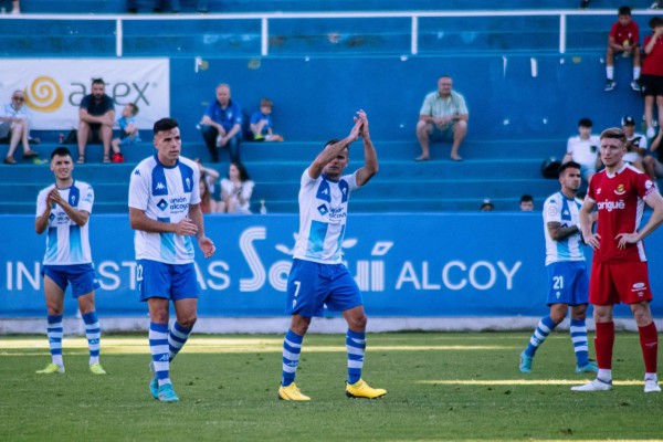 El Alcoyano comunica a Juli que no cuenta con él