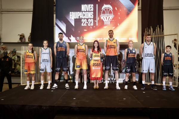 Valencia Basket homenajea a las Fallas y “enciende” sus nuevas equipaciones
