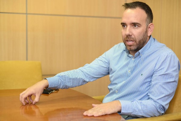 El puerto de Castellón lanza el primer contrato para ganar 420.000 m2 al mar en la dársena sur