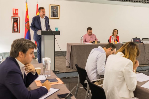 La otra cara de la gestión que defendió González en el Debate de Elche y la otra cara de Ruz: 'estilo Feijóo'