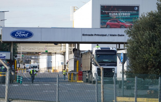 La producción de Ford Almussafes sortea la crisis de suministro y recupera el pulso