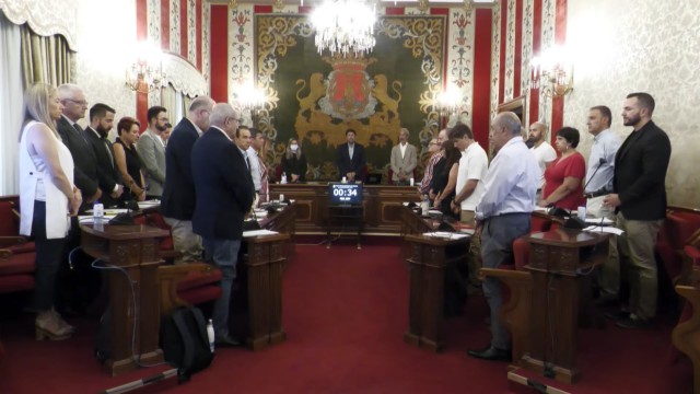 El bipartito y Vox rechazan investigar la denuncia de complot en la Policía con reproches por Oltra 