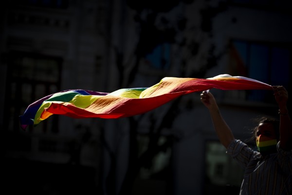 La UEFA constata que los aficionados podrán lucir la bandera del arcoíris en Qatar