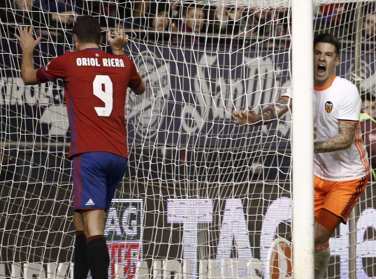 El Valencia CF deja escapar la victoria en el descuento