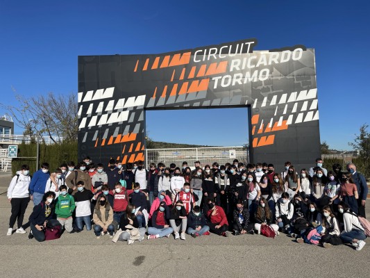 La Escuela de Seguridad Vial del Circuit cierra el curso con más de 4.000 alumnos 