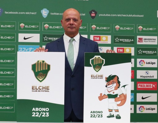El Elche rebaja el precio de sus abonos un 10% de media 
