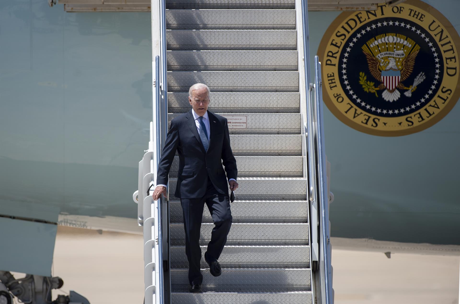 Biden reafirma que EEUU defenderá 