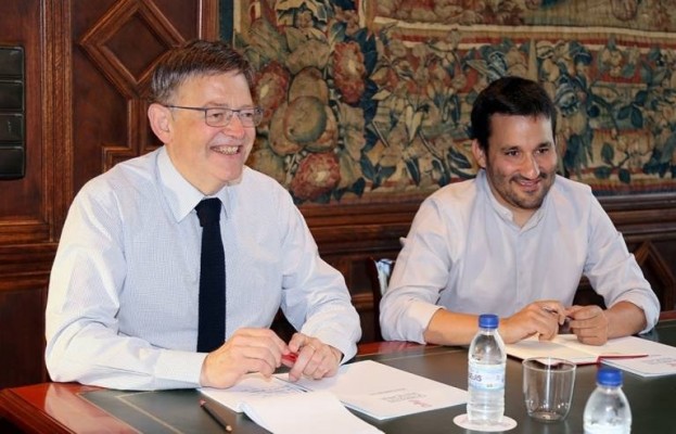 La salida de Oltra acaba con Marzà haciéndole la pregunta de la sesión de control a Puig