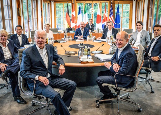El G7 acuerda explorar la introducción de topes a los precios de la energía