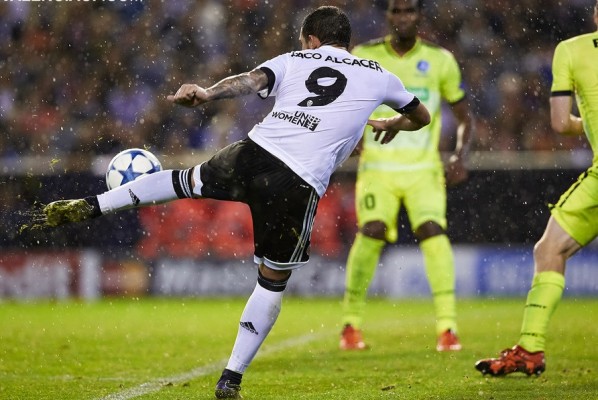 El Valencia necesita otro delantero más