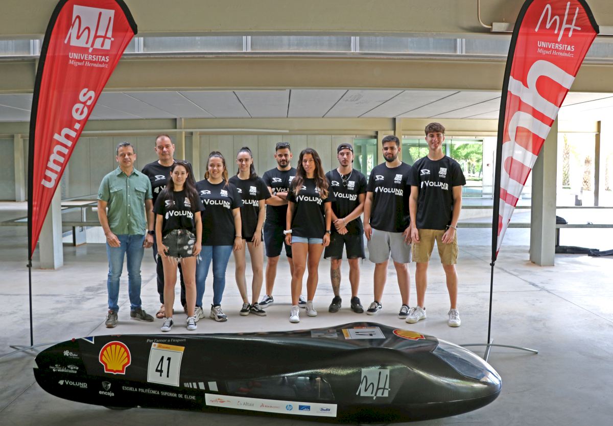 La UMH fabrica un vehículo que recorre 2.000 kilómetros con un solo litro de etanol