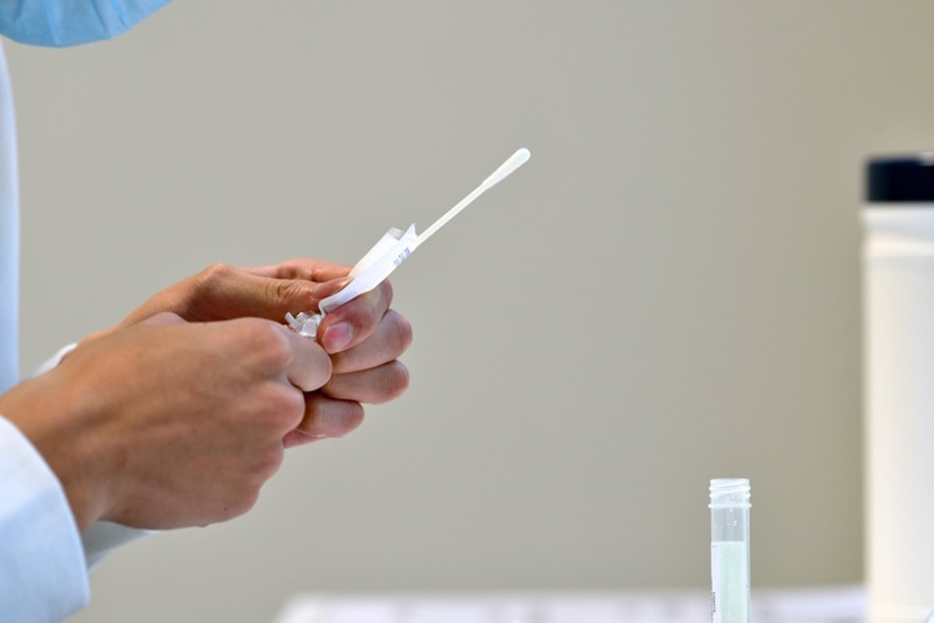 Retiran del mercado varios lotes de 'Rapid COVID-19 Antigen Test' por estar contaminados